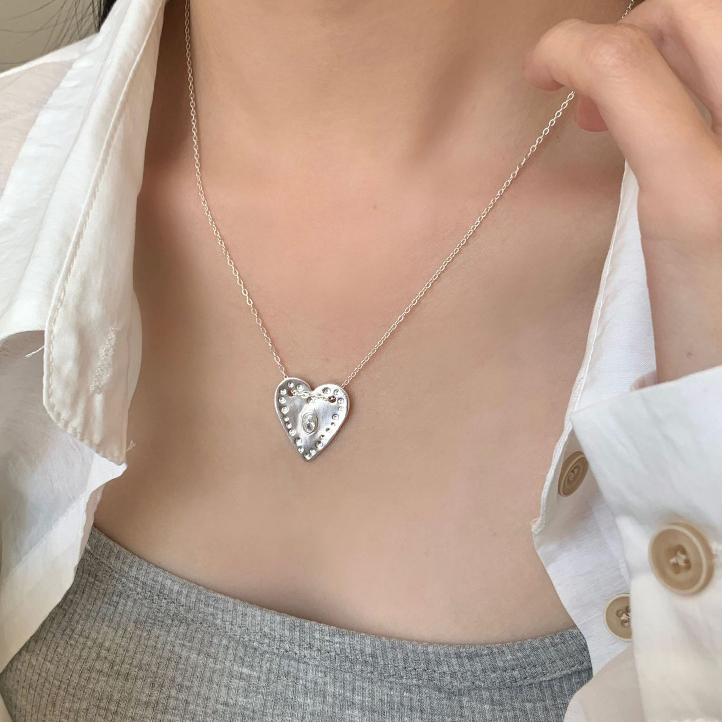 S 925純銀ダイヤモンド愛のネックレス女性レトロ韓国ins風シンプルで高級感のあるニッチなデザイン鎖骨チェーン